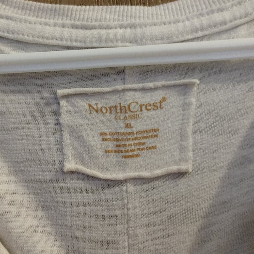 Shirt - Picture 4 of 4